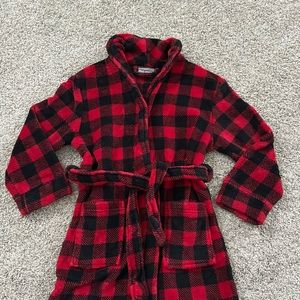 Mac Henry boys super soft fleece robe size M (6-8)